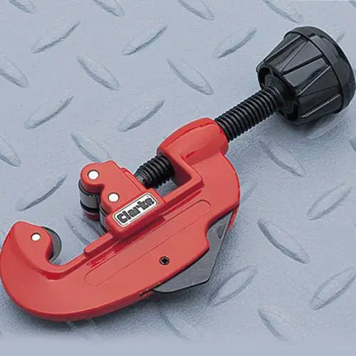 Clarke Cht242 Professional Heavy-Gauge Tube Cutting Tool 1