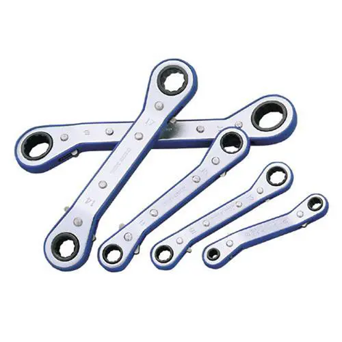 Clarke Pro41 5-Piece Angled-Head Ratchet Set For Tight Angles 1